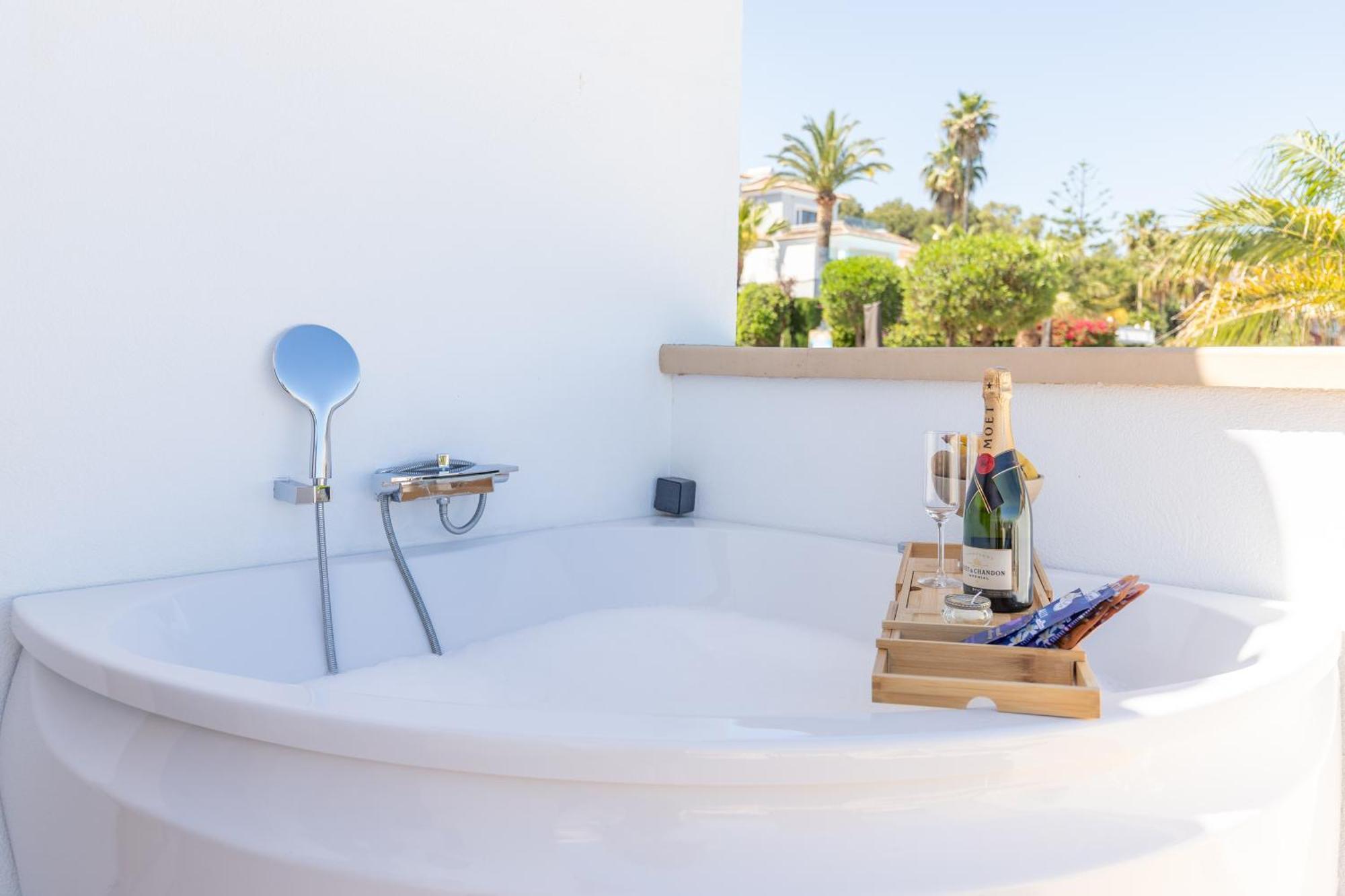 Atalaya Boutique Hotel Dénia Buitenkant foto